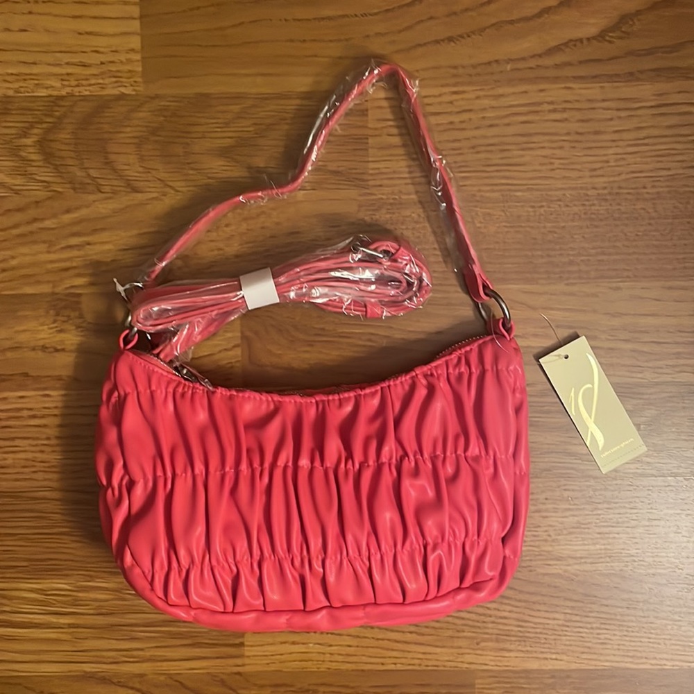 Collection 18 Ruched Fuschia Handbag - Picture 5 of 5